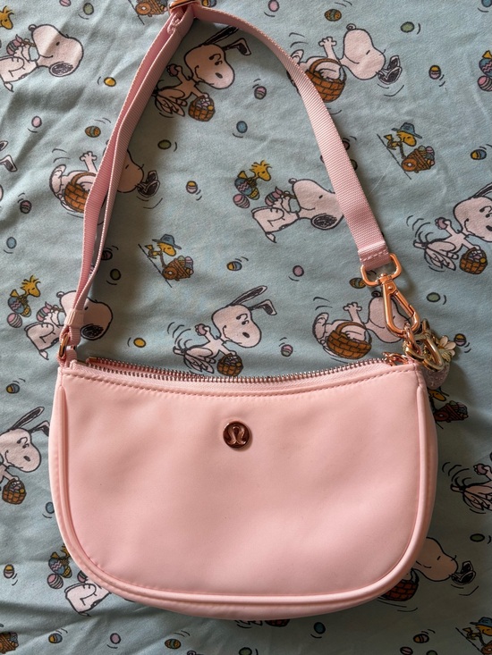 lululemon athletica Handbags - lululemon athletica Light Pink Shoulder Bag with Rose Gold Hardware